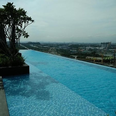 Relax Homestay - The Comfort Just For You شاه علام المظهر الخارجي الصورة